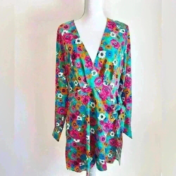 Vacay Allover Floral Print Faux Wrap Side Knot V Neck Long Sleeve Dress - Picture 2 of 8